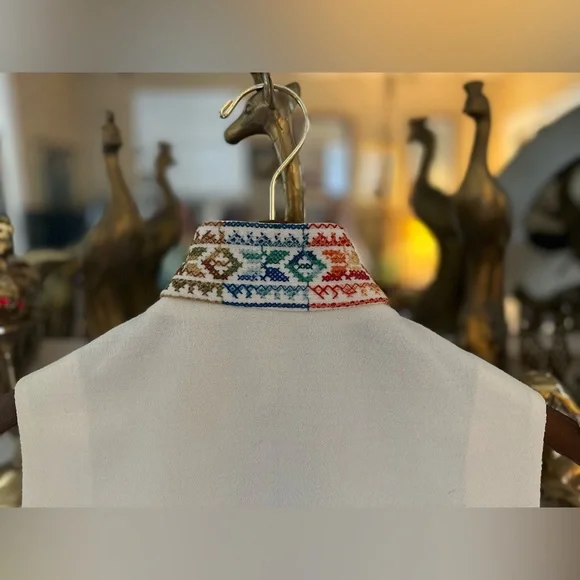 Vintage Mod Embroidered Dress - Picture 7 of 10